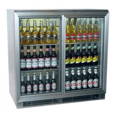 geladeira de cerveja e1318014130402 Como degustar corretamente sua cerveja no verão