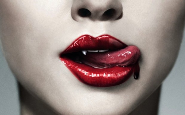true-blood-wallpaper-650x406 true blood wallpaper 650x406 e1320323354666 Drinks de Halloween