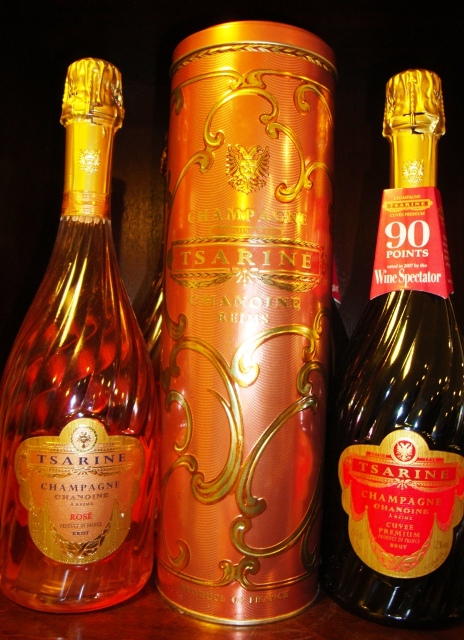As mais belas garrafas de Champagne 6 As mais bonitas (e incríveis) garrafas de champagne do mundo